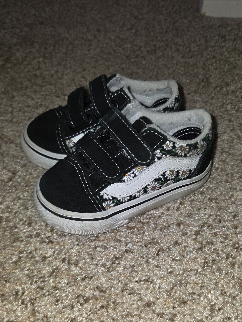Toddler Black Floral Velcro Vans